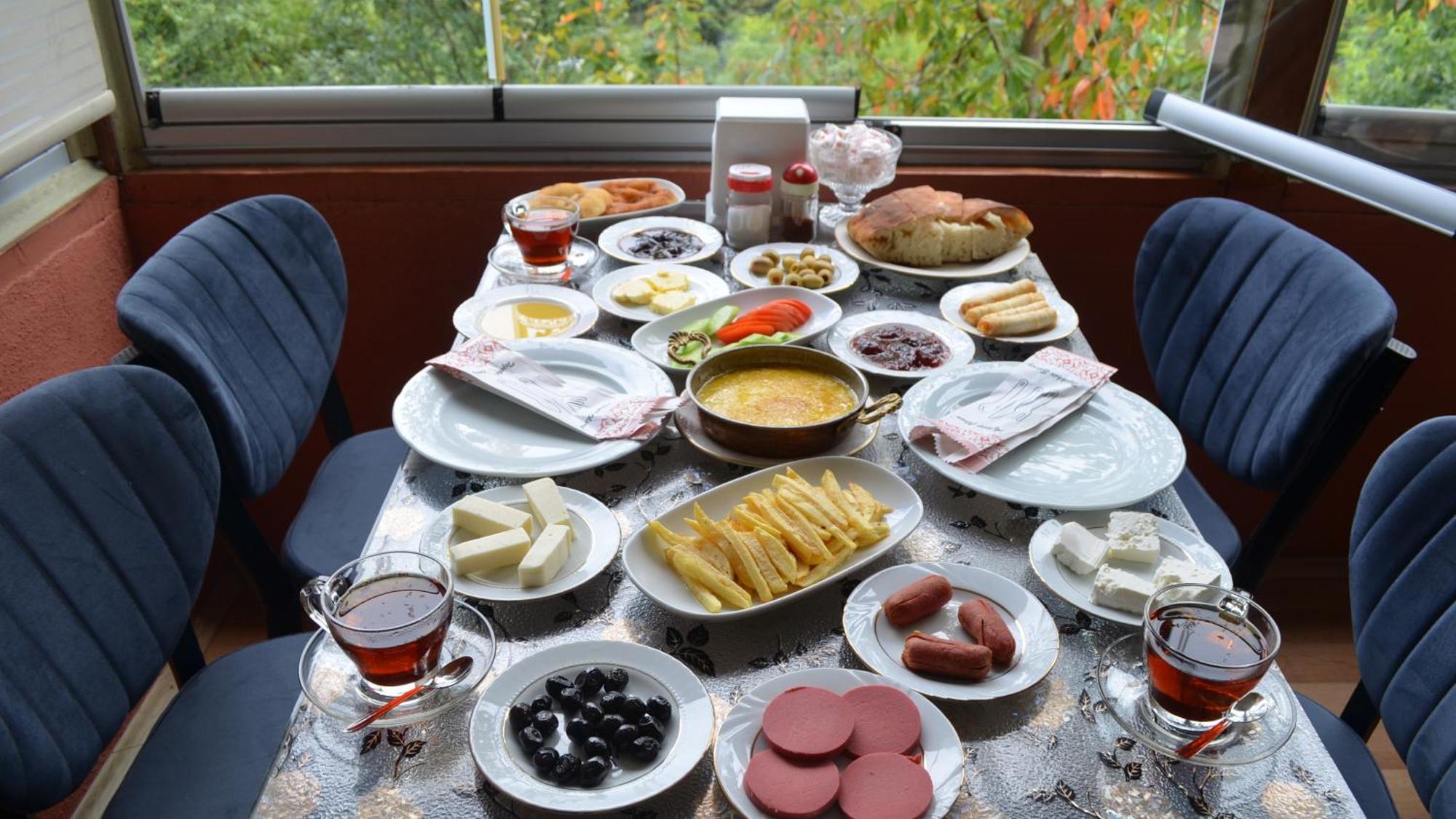 Yesil Vadi Restoran Ve Konaklama Artvin Exterior foto
